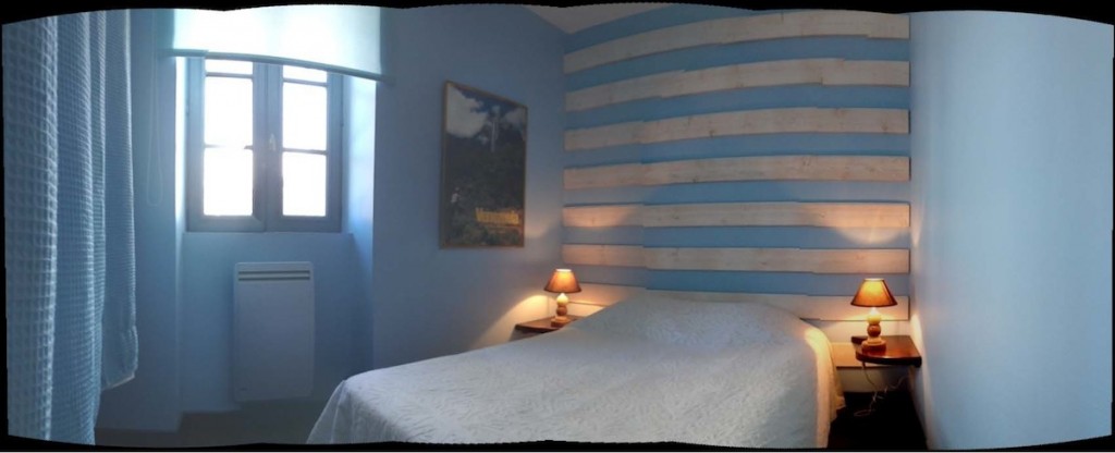 Première chambre double de l'appartement Goeland à Dinard